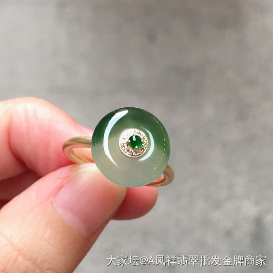 一波18k镶嵌成品_翡翠