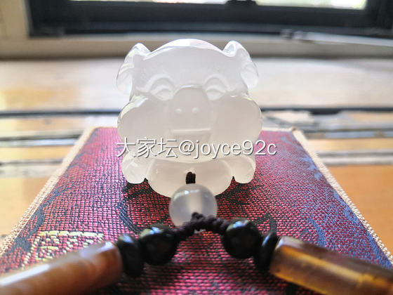 喜提性感美貌小猪一头～_玉髓玛瑙翡翠