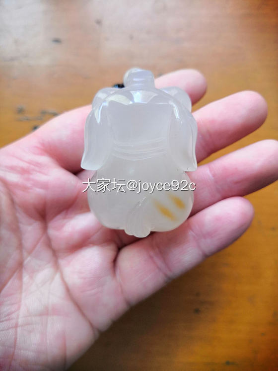 喜提性感美貌小猪一头～_玉髓玛瑙翡翠