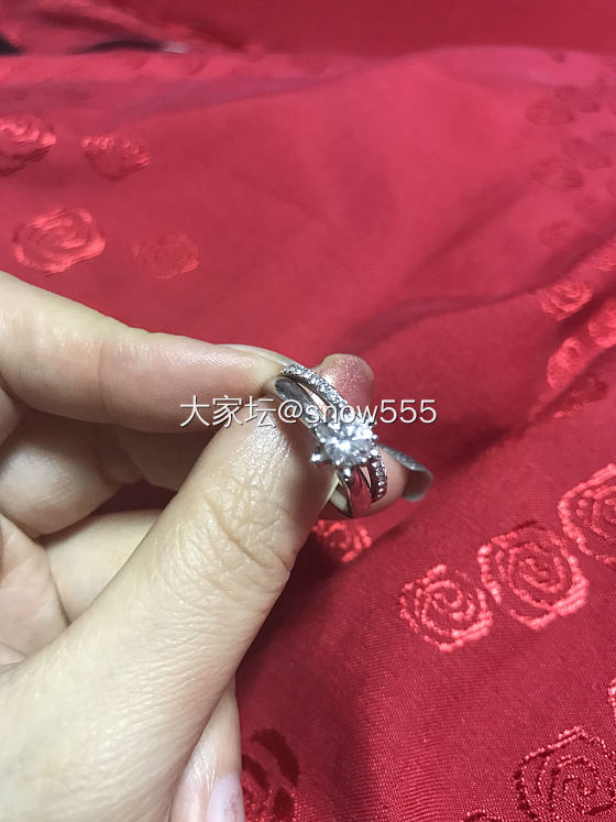 又找到个本地可以面交的一克拉了，38000，大家看值吗？发票保单是真的吗？_机构证书钻石