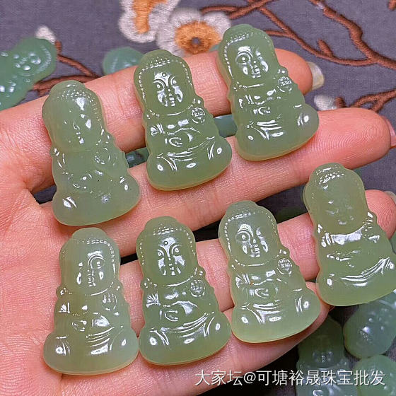 和田玉青料宝宝佛吊坠_和田玉