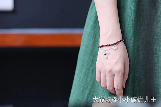 美女*姐们看过来_手饰
