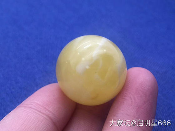 克价50，这颗蜜蜡珠子算贵吗？_蜜蜡