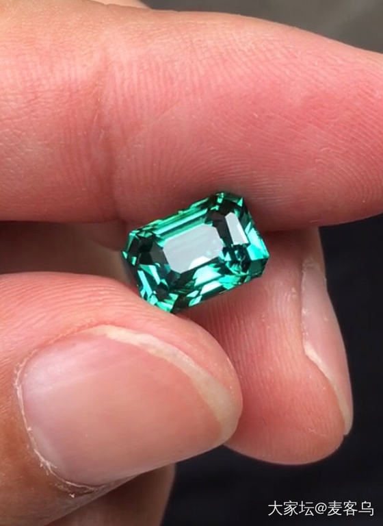 非洲产地绿碧玺11.11ct_刻面宝石碧玺彩色宝石