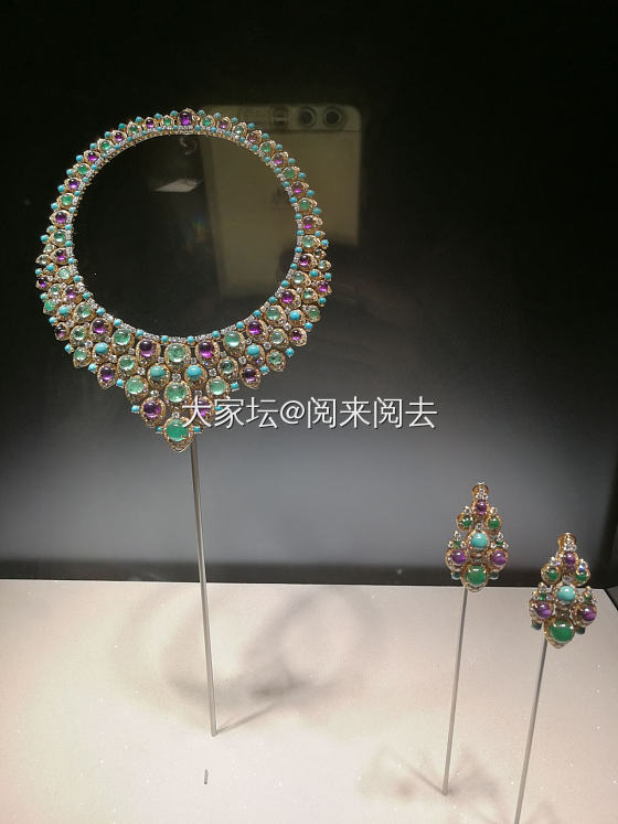 9月时在罗马天使堡看的宝格丽珠宝展_古董首饰钻石名贵宝石宝格丽