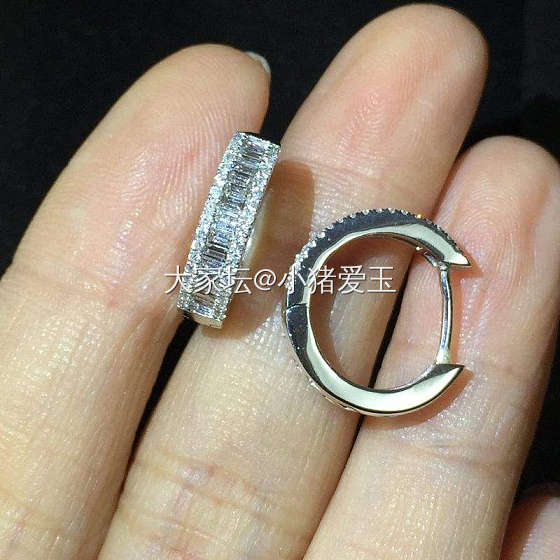 18k白金梯形钻石耳环_耳饰钻石