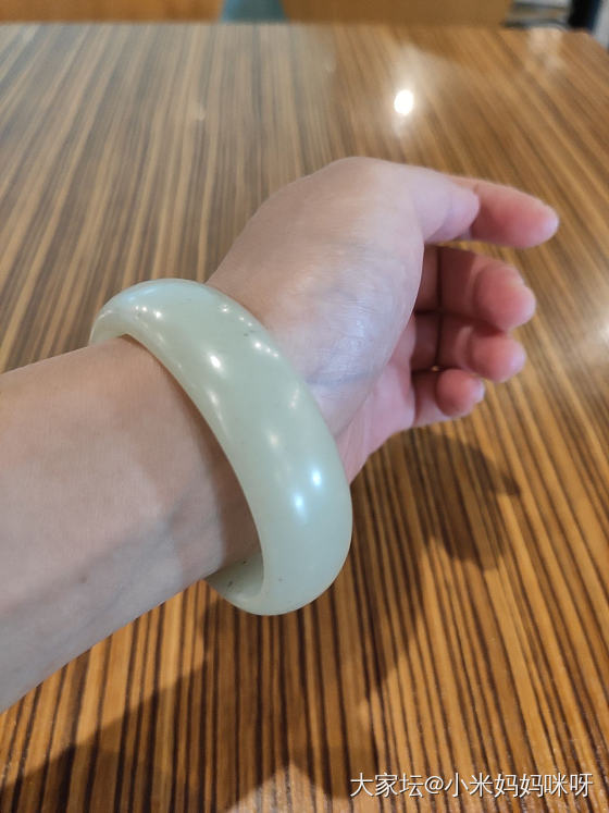 秋风起，和田戴起来！_手镯和田玉