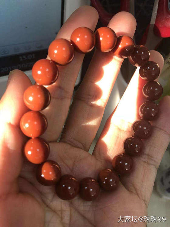 大家看看我这南红什么颜色 确定天然的_珠串南红