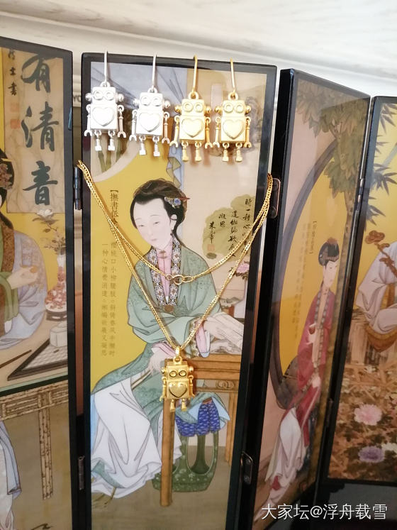 一家人就应该整整齐齐_吊坠耳坠金