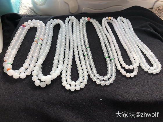 白色串串聚会_珠串翡翠