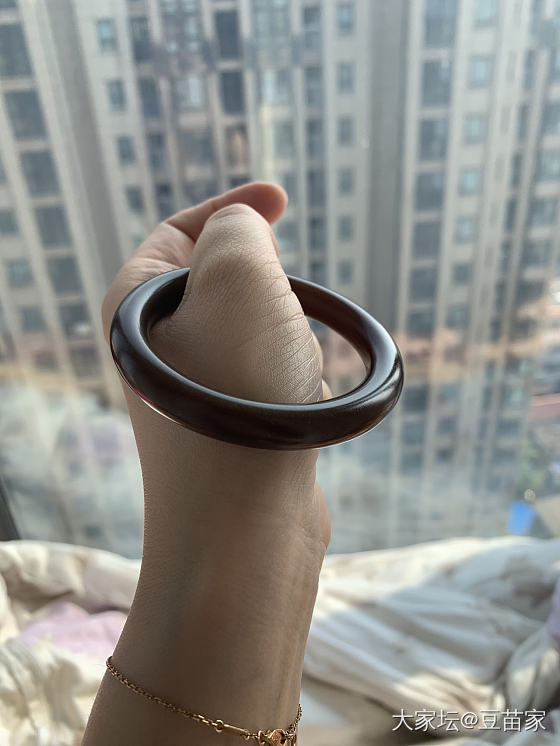 赚钱的速度永远赶不上花钱的速度，艰难啊…_珠串手镯和田玉
