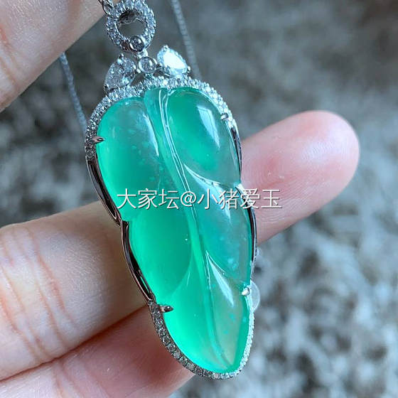 阳绿金枝玉叶_挂件翡翠