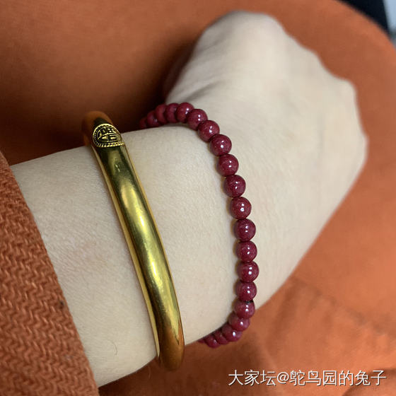 高抛朱砂原矿沉甸甸的_朱砂