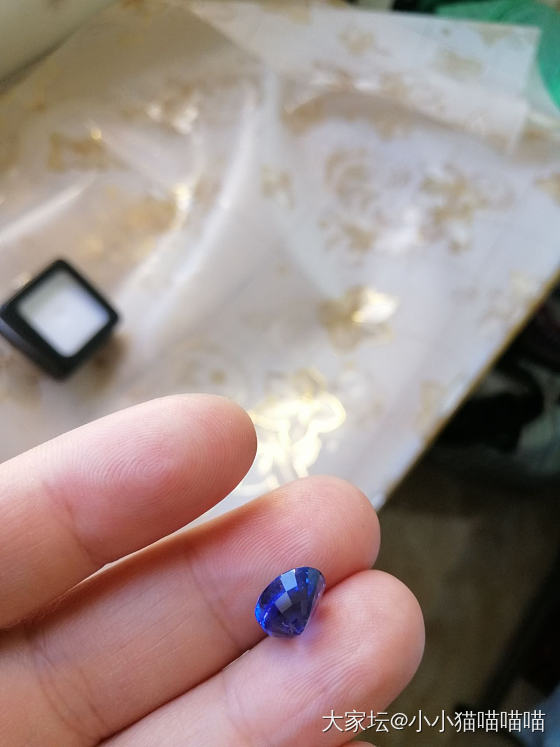 矢车菊3.56克拉_蓝宝石