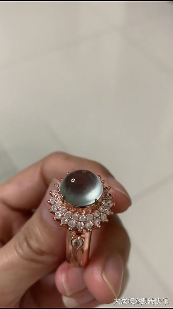 收的蓝钢（翡翠蛋面）到手，果然很冷艳 。_蛋面翡翠