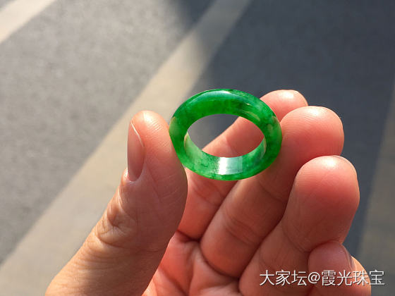 新入手的绿戒圈_翡翠