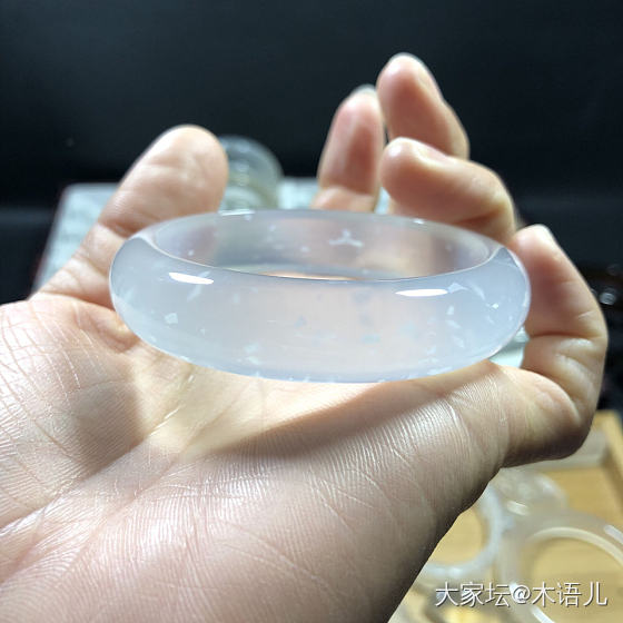 巴西绿冰飘玉髓雪花手镯_玉髓玛瑙