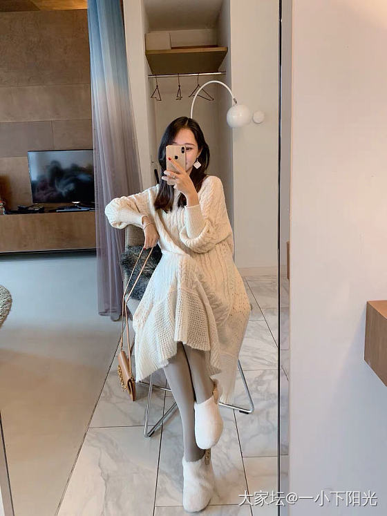 快快晒出你们优雅又迷人的漂亮衣服吧，给我种草_穿搭