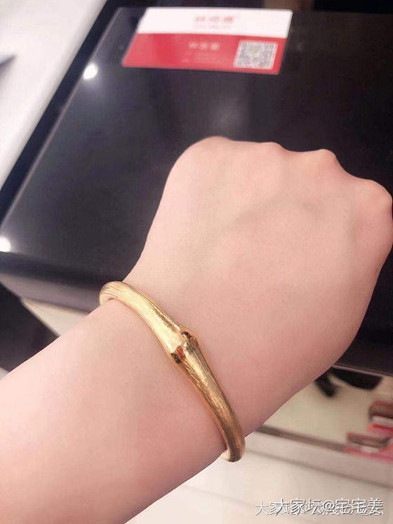 坛子里看到这款镯子_打金