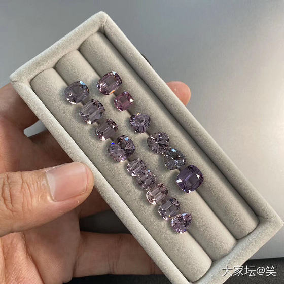 喜爱金属色的尖晶石的宝宝多吗_尖晶石