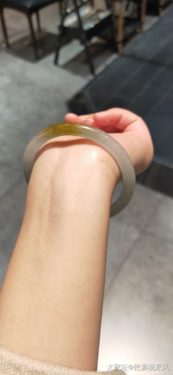 这个能看到多少？_手镯翡翠