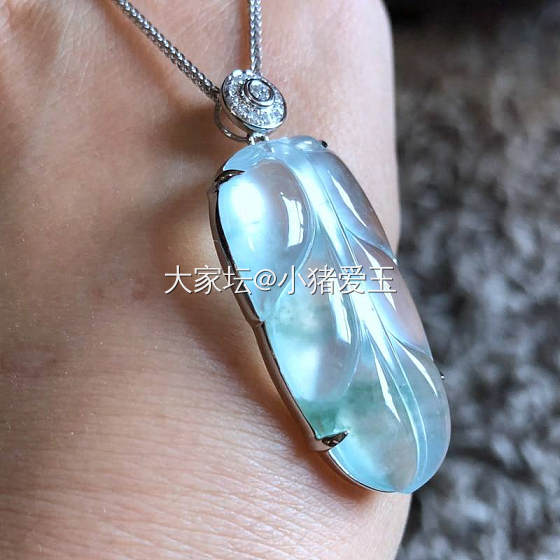 高冰起光叶子挂件_挂件翡翠