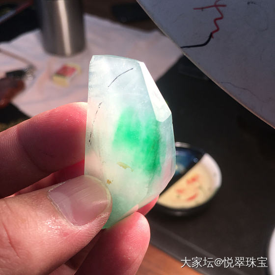 你喜欢的未必适合你，在你身边的永远才是最好的。_翡翠