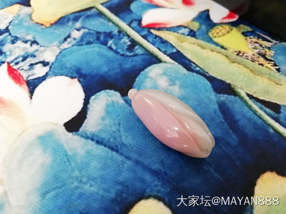 我这一对玉兰花，该怎么装扮呢？_玉石
