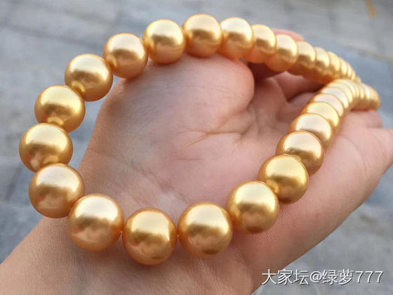 有人告诉我，这串金珠是染色的？真的吗？_珍珠