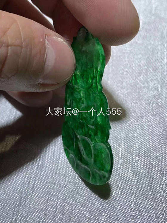 是不是满色的都是好的？我不认为_翡翠