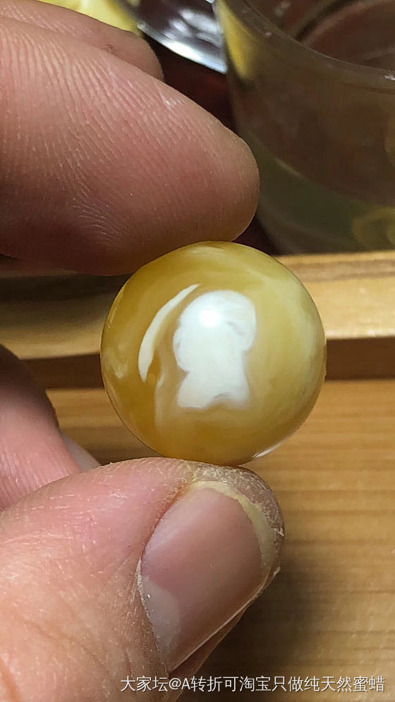毛主席头像花纹蜜蜡珠子_蜜蜡