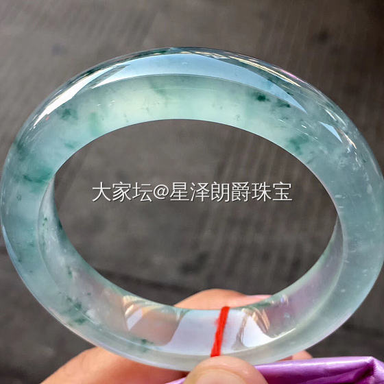 镇楼图_翡翠