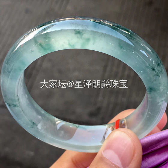 镇楼图_翡翠