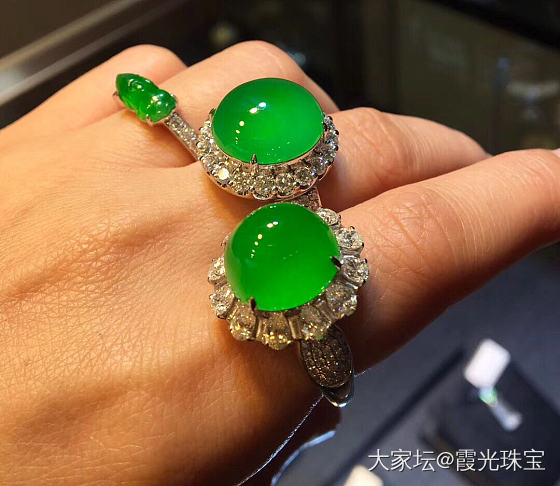 过年了🧨
夹菜 打麻将？_翡翠