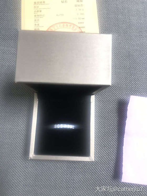 提前生日礼物_钻石戒指