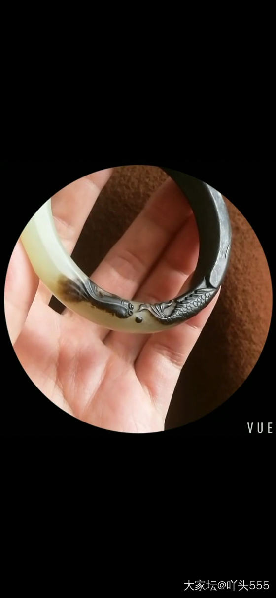 好吧，怪我，拍的图，太渣，视频截了几张图_手镯和田玉