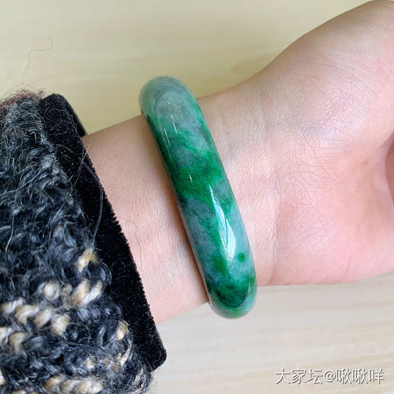 秀一下手镯~_翡翠