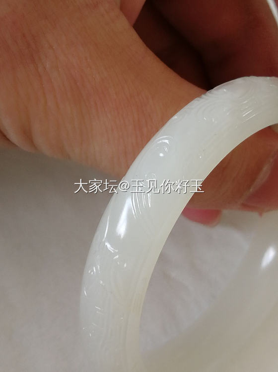 仿古纹饰及如意纹饰的籽镯_和田玉
