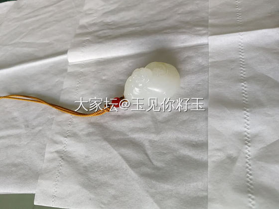 自然光拍摄的貔貅_和田玉
