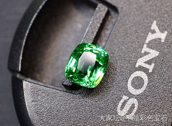 ##中颐天然沙弗莱##  2.55ct_沙弗莱彩色宝石