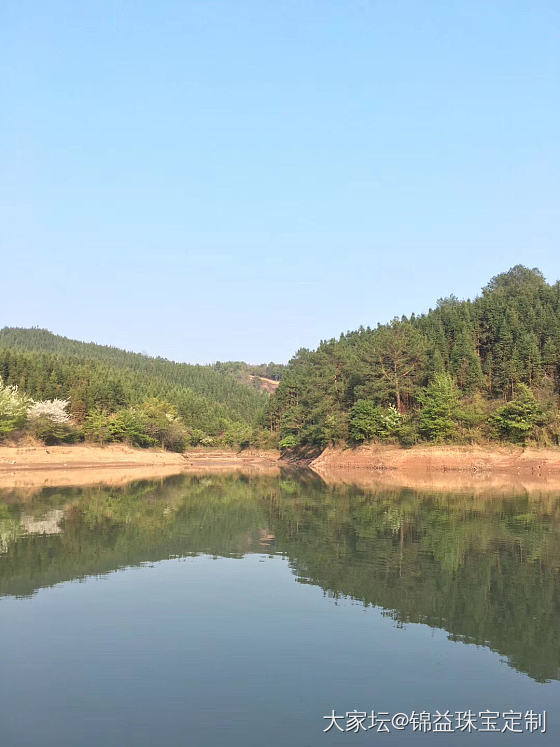 镶嵌暂时整不了，打鱼维持下生活，好想上岸做镶嵌🤒中国加油，湖北加油💪