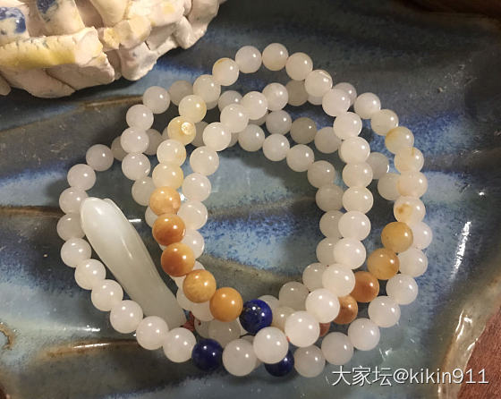 宅在家才想起来戴着玩的籽料108_和田玉