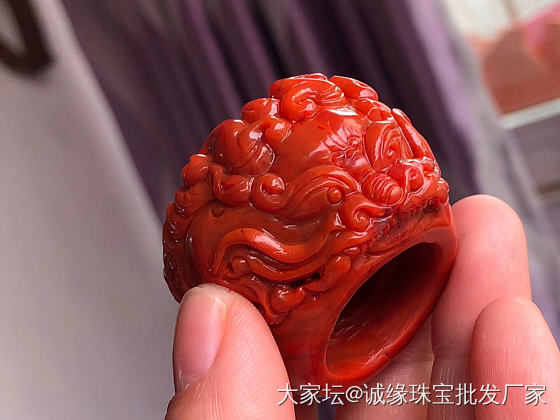 极品南红九口料雕刻（龙抬头扳指）颜色红润漂亮干净无瑕疵、精工雕刻、润度极好_南红