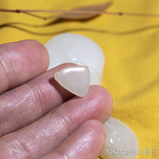 小点点~_和田玉