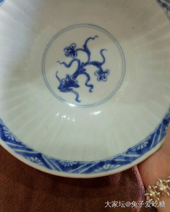 清   康熙洞石花卉人文瓜棱碗_瓷器银
