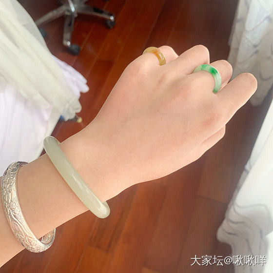 和田玉镯叽_和田玉手镯