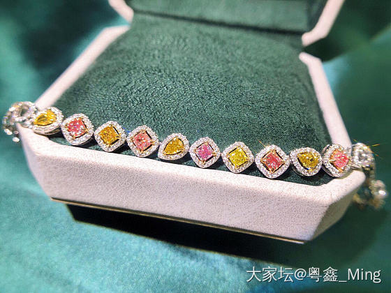 彩色钻石是不是很漂亮？_彩钻