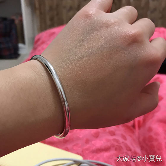 打一个铂金光圈镯子大概需要多少克料？_手镯