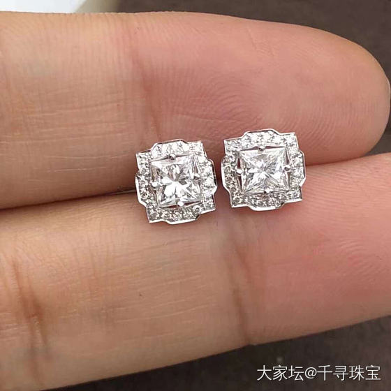 经典华丽💎
公主方形钻石
50分GIA现货供应_异形钻钻石千寻珠宝