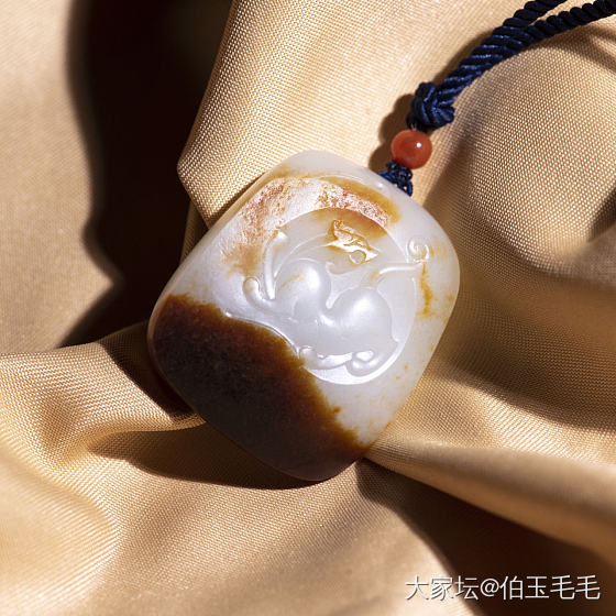 小老虎~籽料红沁皮 张晓龙作品_和田玉